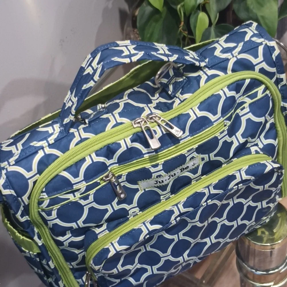 🛑🛑 SOLD 🛑 🛑 JuJuBe Royal Envy Diaper Bag - Picture 2 of 12